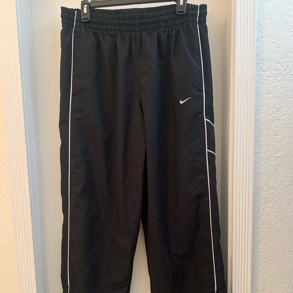 NIKE CLASSIC WOVEN PANTS